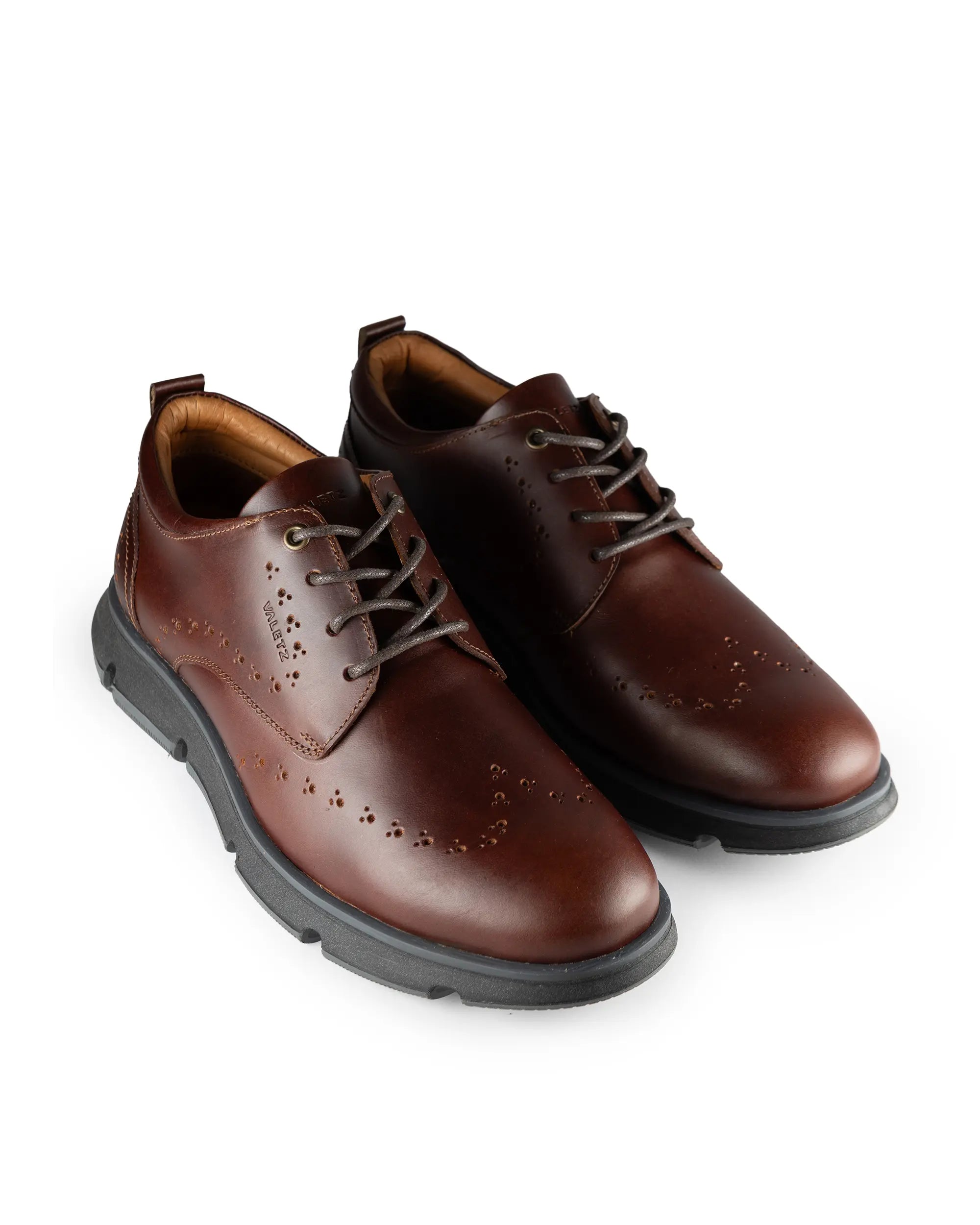 Oxfords Nardo Coñac y Negro - vista lateral zapato artesanal Valetz