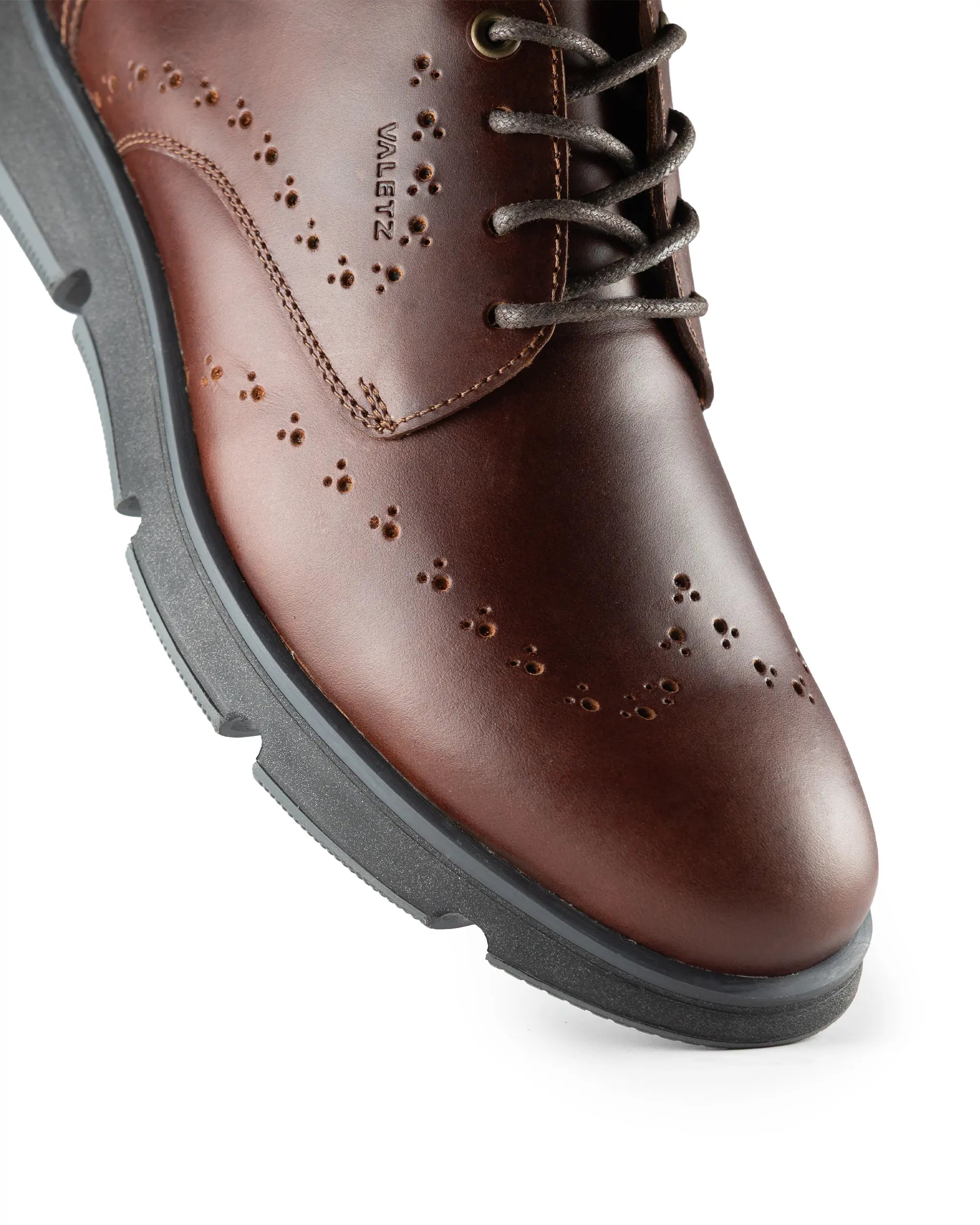 Oxfords Nardo Coñac y Negro - vista superior diseno elegante