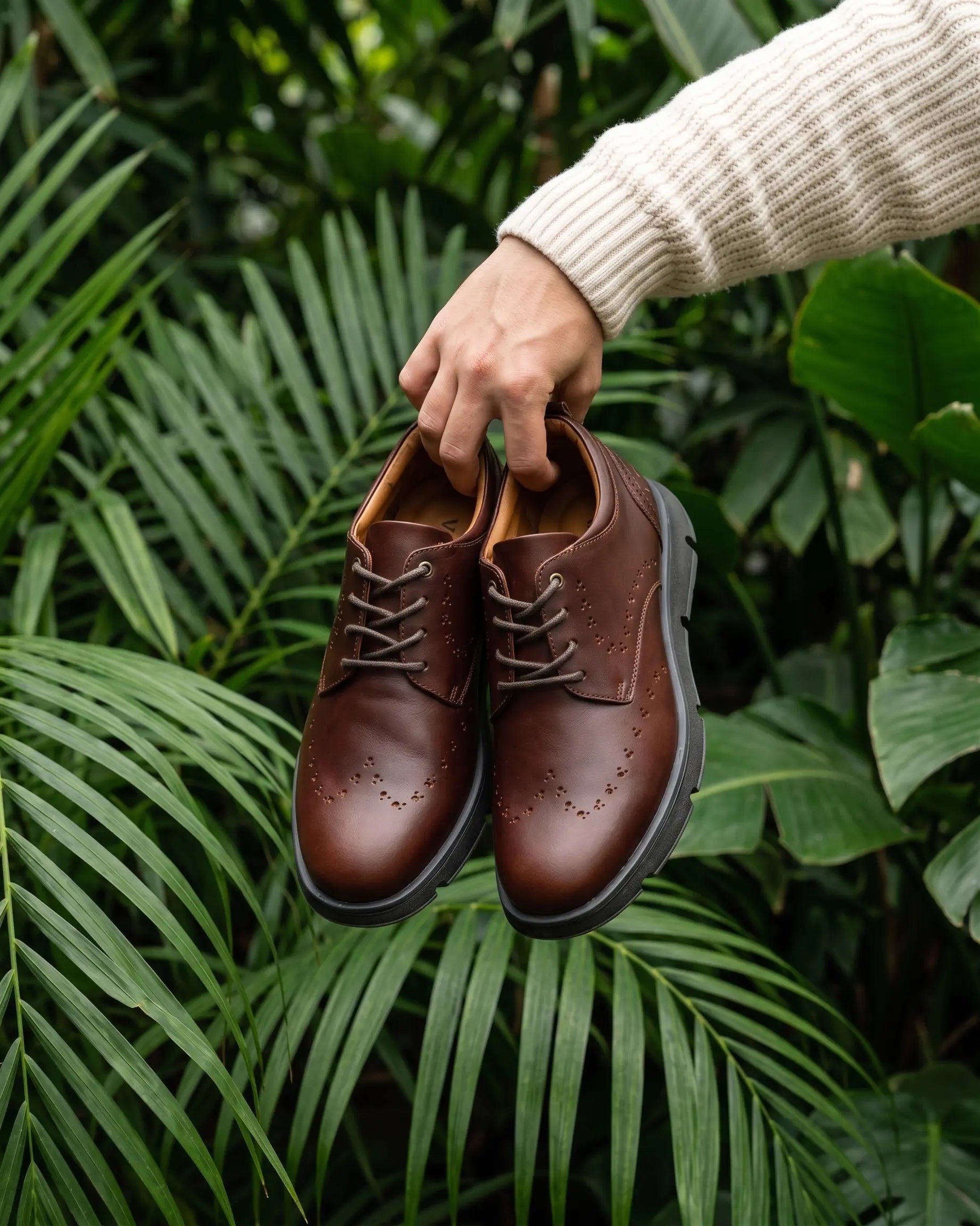 Oxfords Nardo Coñac y Negro - empaque premium envio gratis Colombia