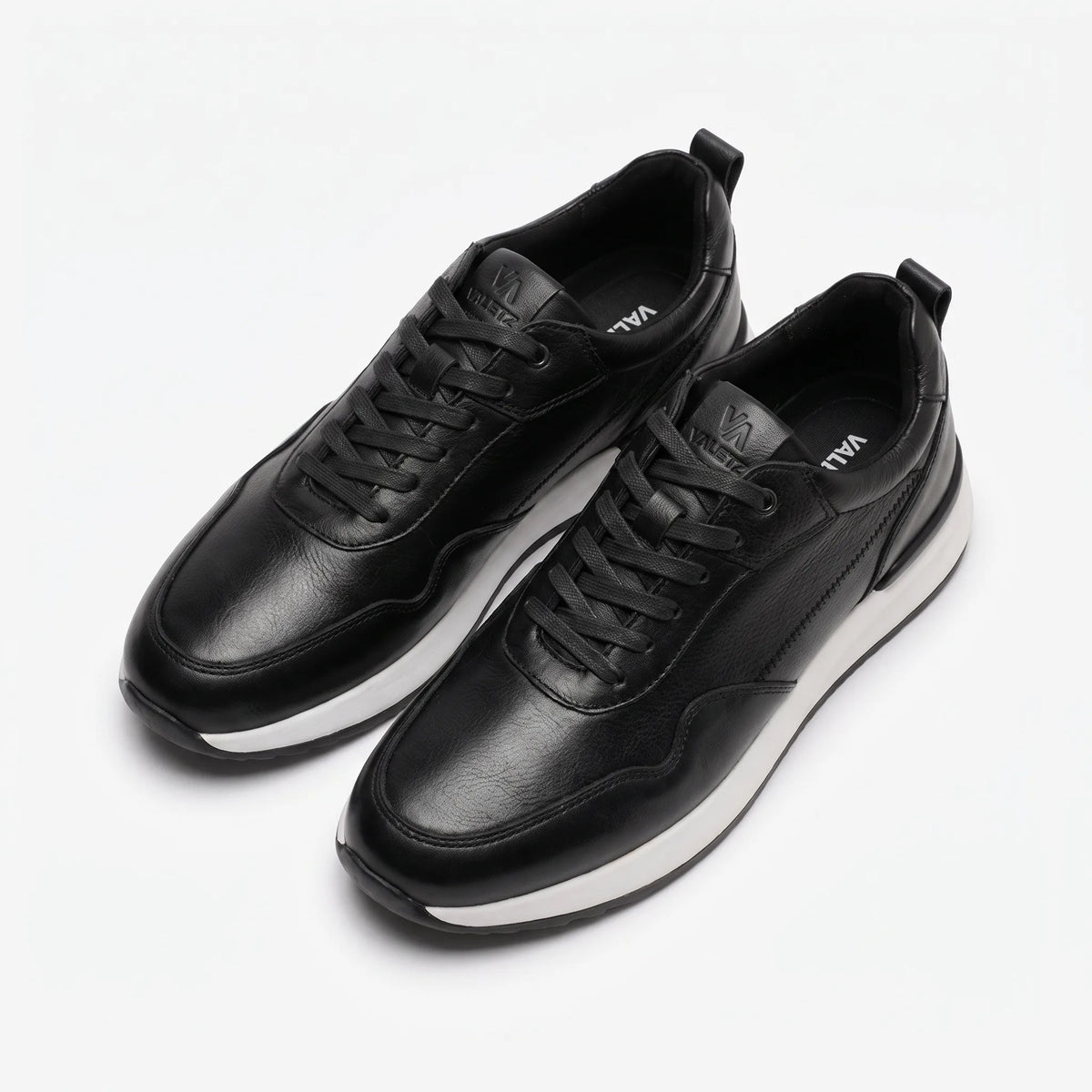 Tenis Metro Casuales en Cuero Negro