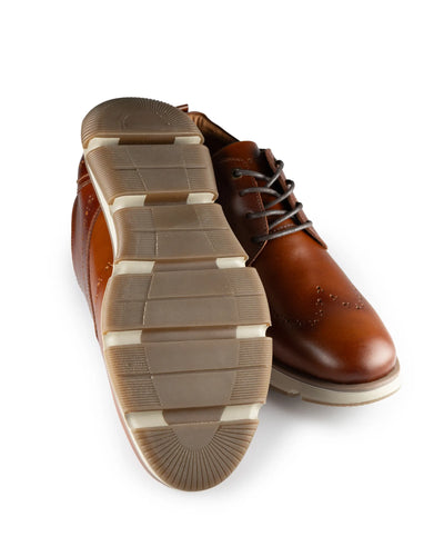 Oxford Nardo en Cuero Miel - detalle costura cuero premium hecho a mano