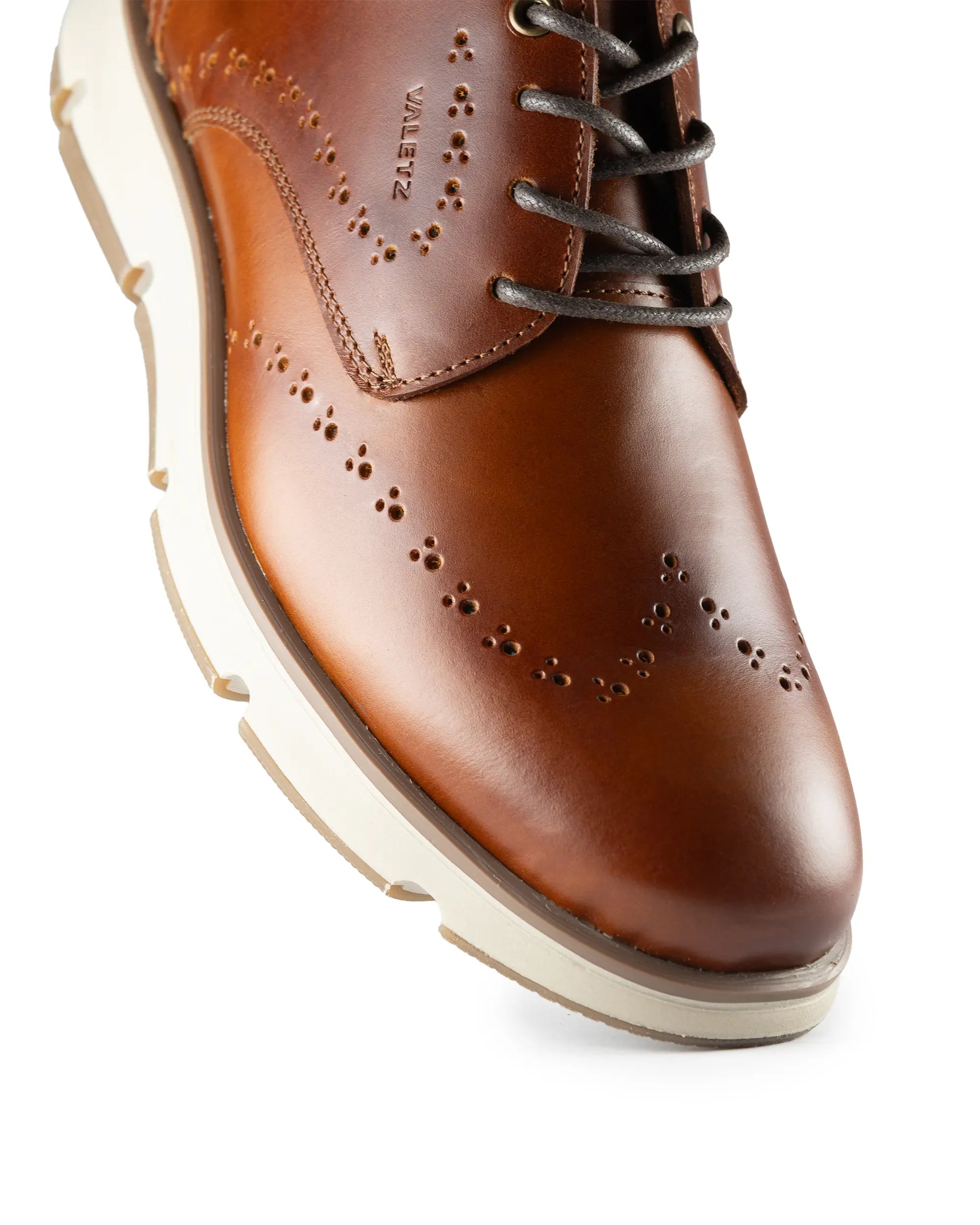 Oxford Nardo en Cuero Miel - zapato en uso estilo casual vestir