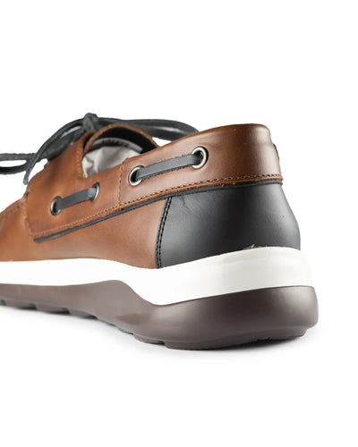 Náuticos en Cuero Miel - zapato en uso estilo casual vestir