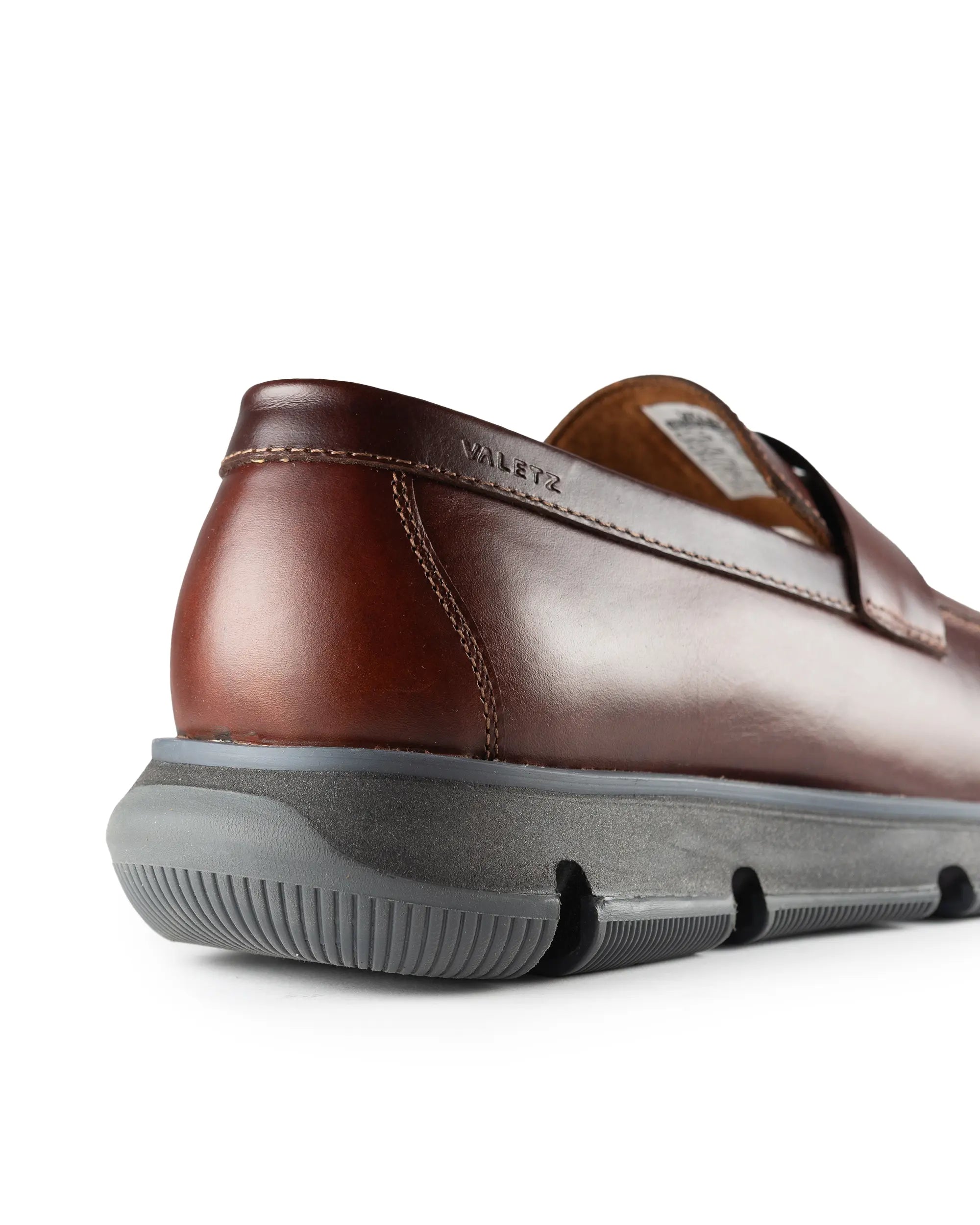 Olmo Estilo Penny Loafer Coñac x Negro - suela antideslizante Valetz