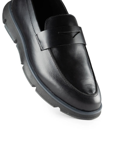 Olmo Estilo Penny Loafer Negro - zapato en uso estilo casual vestir