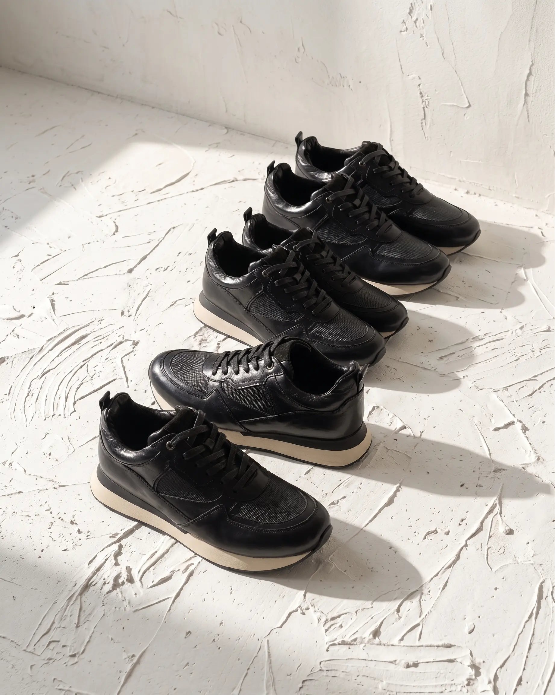Tenis Lusso Casuales de Vestir en Cuero Auténtico Negro - par completo cuero autentico