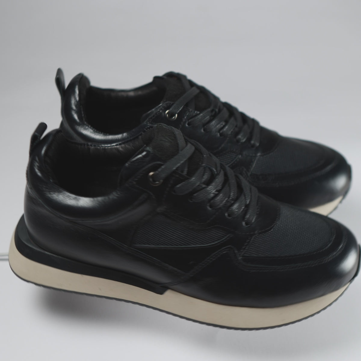 Tenis Lusso Casuales de Vestir en Cuero Auténtico Negro