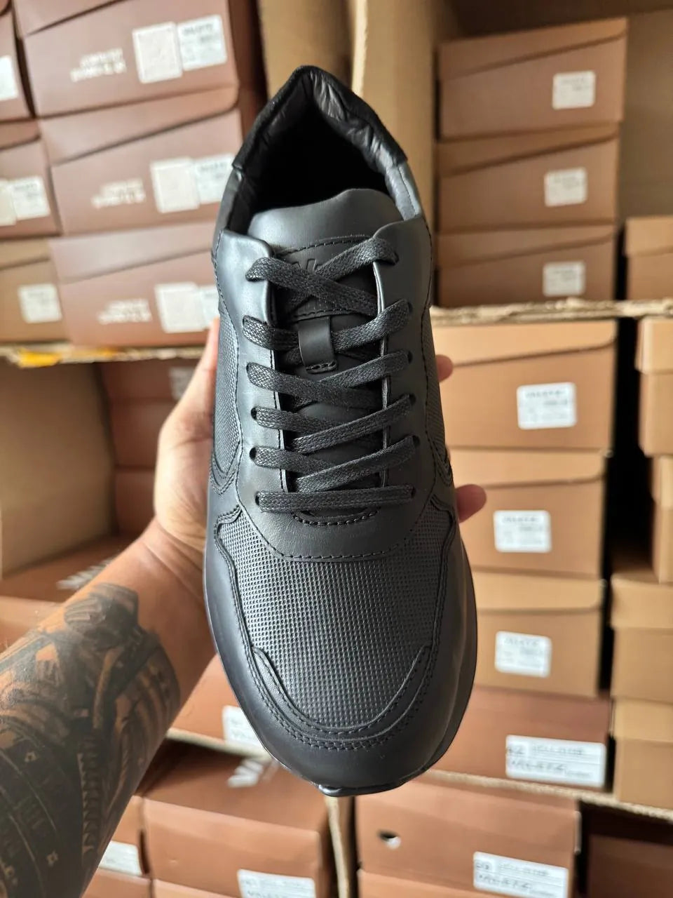 Meridiano Casual Sport Negro — foto real 1