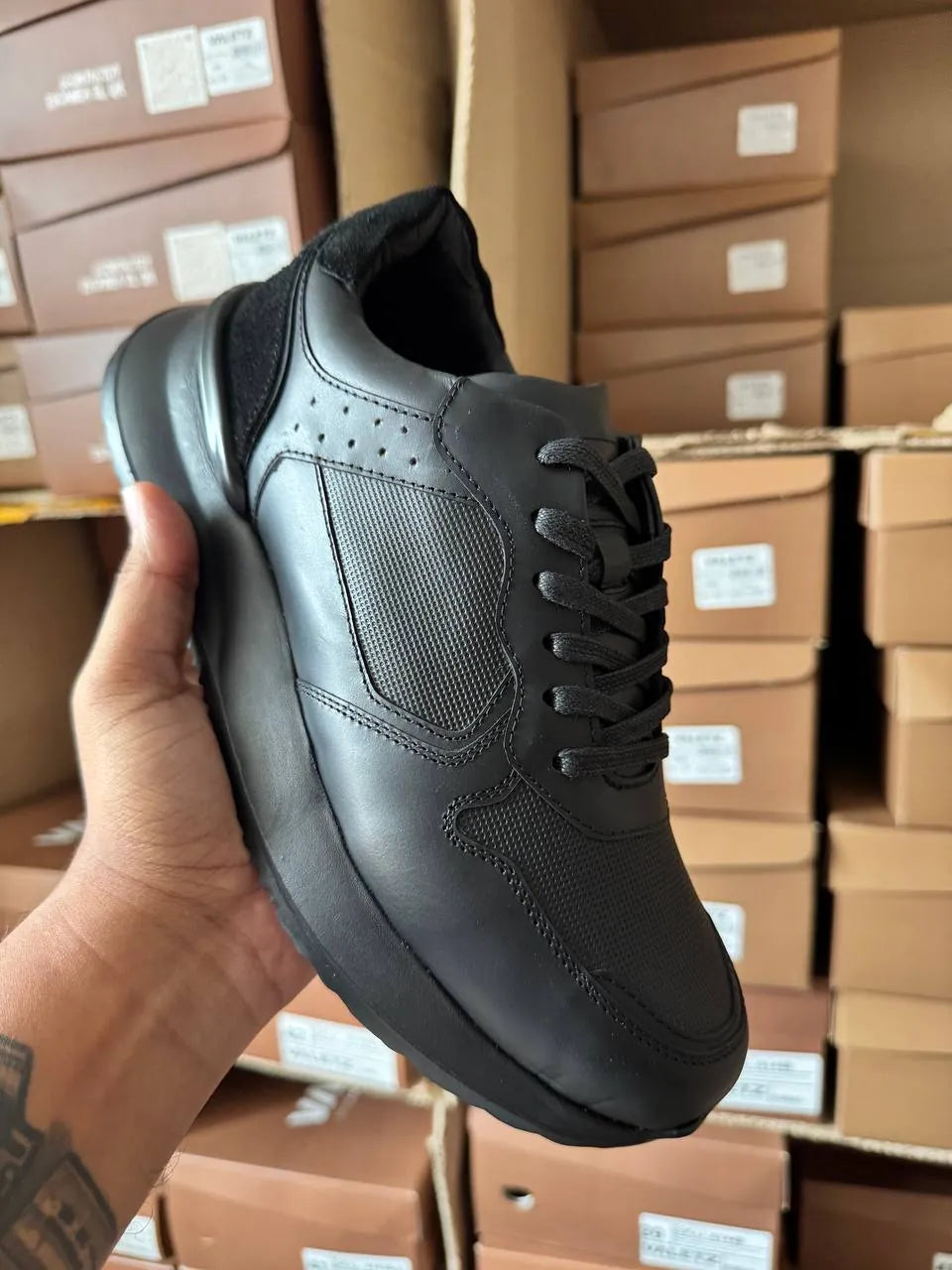 Meridiano Casual Sport Negro — foto real 2