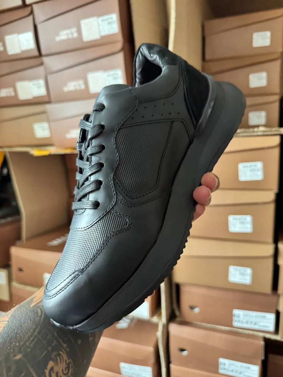 Meridiano Casual Sport Negro — foto real 4