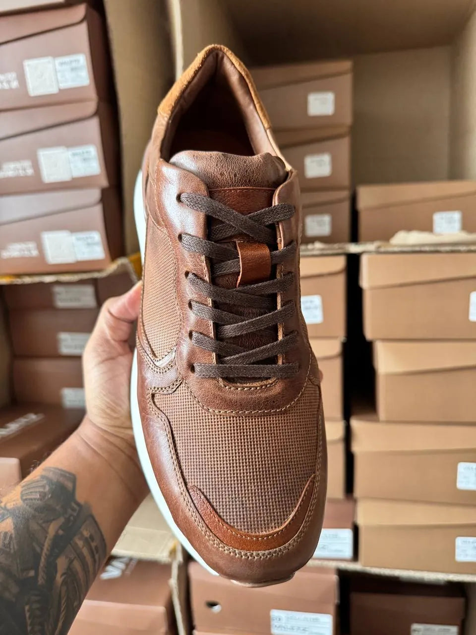 Meridiano Casual Miel y Nubuck — foto real 2
