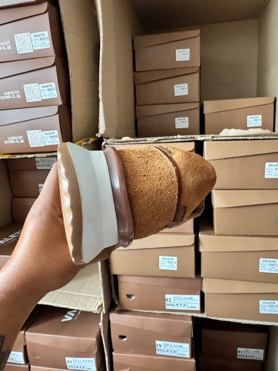 Meridiano Casual Miel y Nubuck — foto real 4