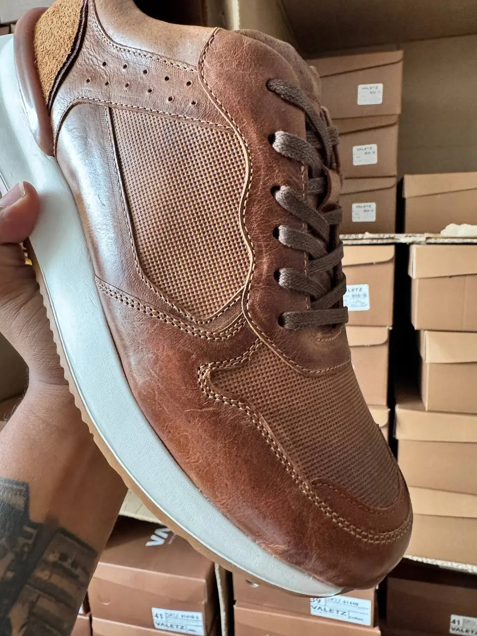 Meridiano Casual Miel y Nubuck — foto real 6