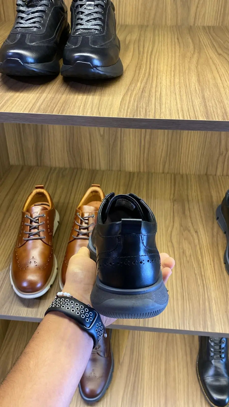 Oxfords Nardo Negro — foto real 4